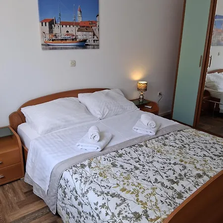 Apartman Ella
